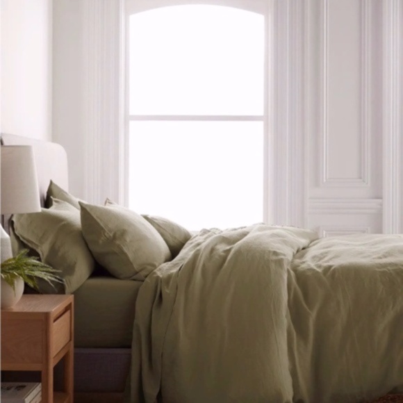 NWT Quince European Linen Queen Duvet Cover Set + 2 Shams in Aloe - Picture 3 of 6